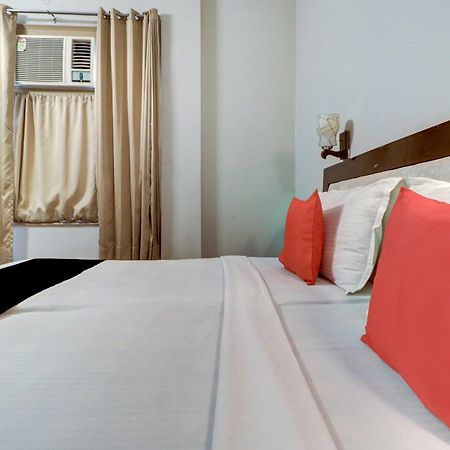 Capital O Divine Hotell Amritsar Exteriör bild
