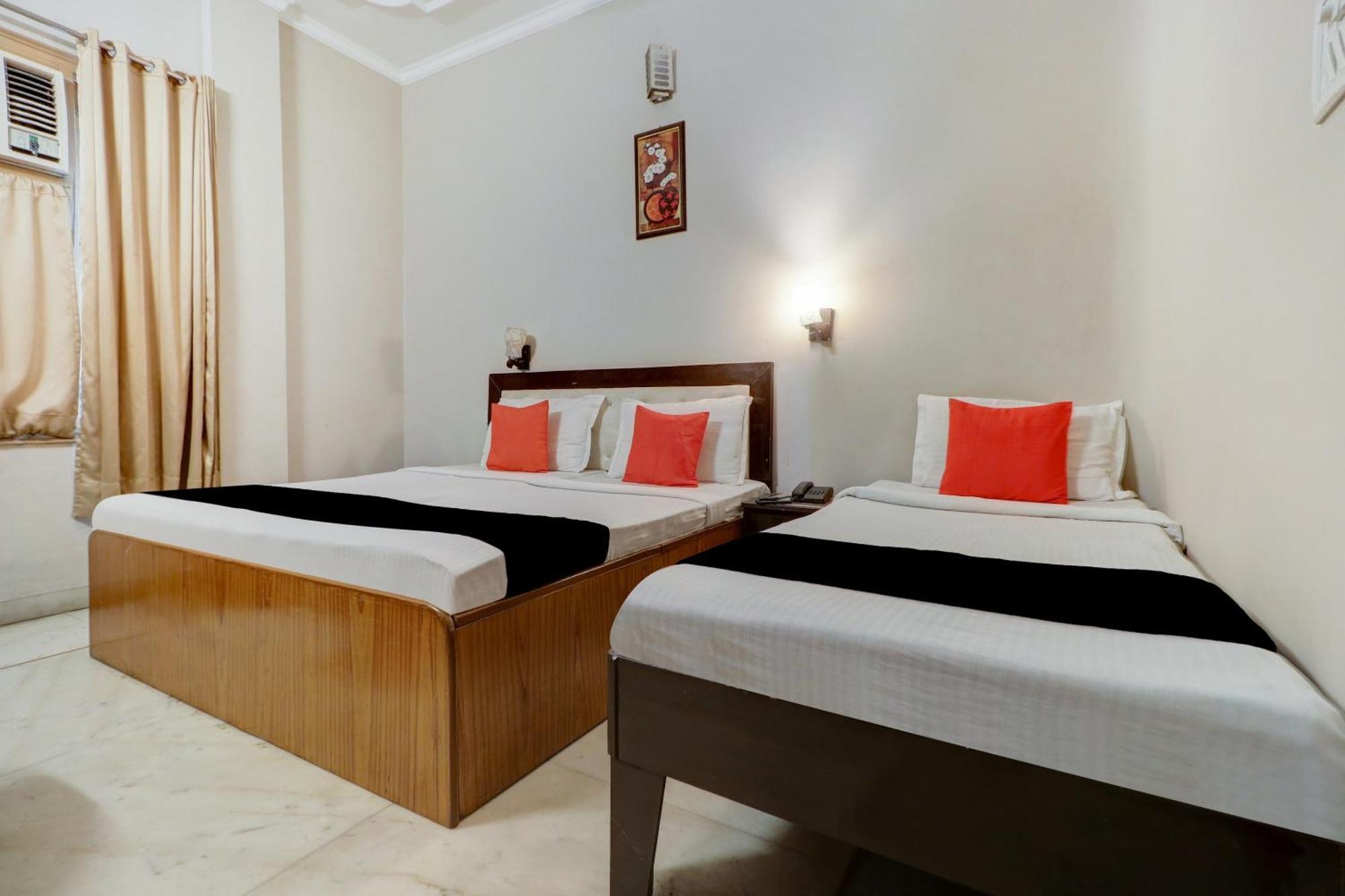 Capital O Divine Hotell Amritsar Exteriör bild